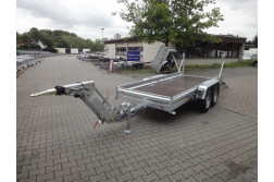 Blyss B35400/150HTP remorca transport utilaje  franata 3500 kg
  in 2 axe cu sarcina utila de 2580 kg si dimensiuni utile de 400x155x20cm