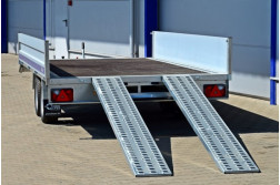 Blyss VECTOR 310 RAMPE remorca pentru marfa  franata 2700 kg
  in 2 axe cu sarcina utila de 2165 kg
 si dimensiuni utile de 310x160x40cm