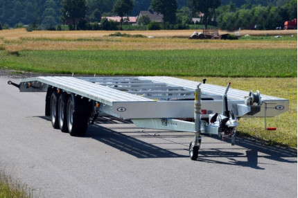 Blyss hamilton 8525 eco 13 - platforma auto 3500 kg in 3 axe cu sarcina utila de 2500 kg si dimensiuni utile de 850x210cm