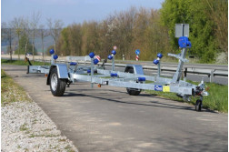 Blyss P1515H remorca transport barci franata 1500 kg
cu sarcina utila de 1132 kg
si dimensiuni utile de 520-620x250(max)cm Blyss P1515H remorca transport barci franata 1500 kg
cu sarcina utila de 1132 kg
si dimensiuni utile de 520-620x250(max)cm