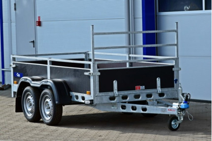 Blyss silezia - remorca usoara 750 kg
  in 2 axe cu sarcina utila de 460 kg
 si dimensiuni utile de 292x142x38cm
