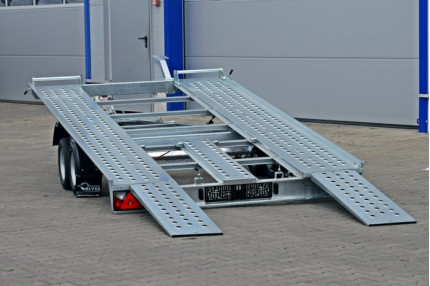 Blyss olympia 2500 - platforma auto 2500 kg
  in 2 axe cu sarcina utila de 1970 kg si dimensiuni utile de 400x195x4cm