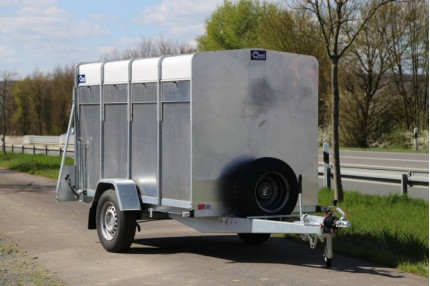 Blyss vt1326 - remorca Auto de transportat animale 1300 kg  monoax cu sarcina utila de 768 kg si dimensiuni utile de 258x140x148cm